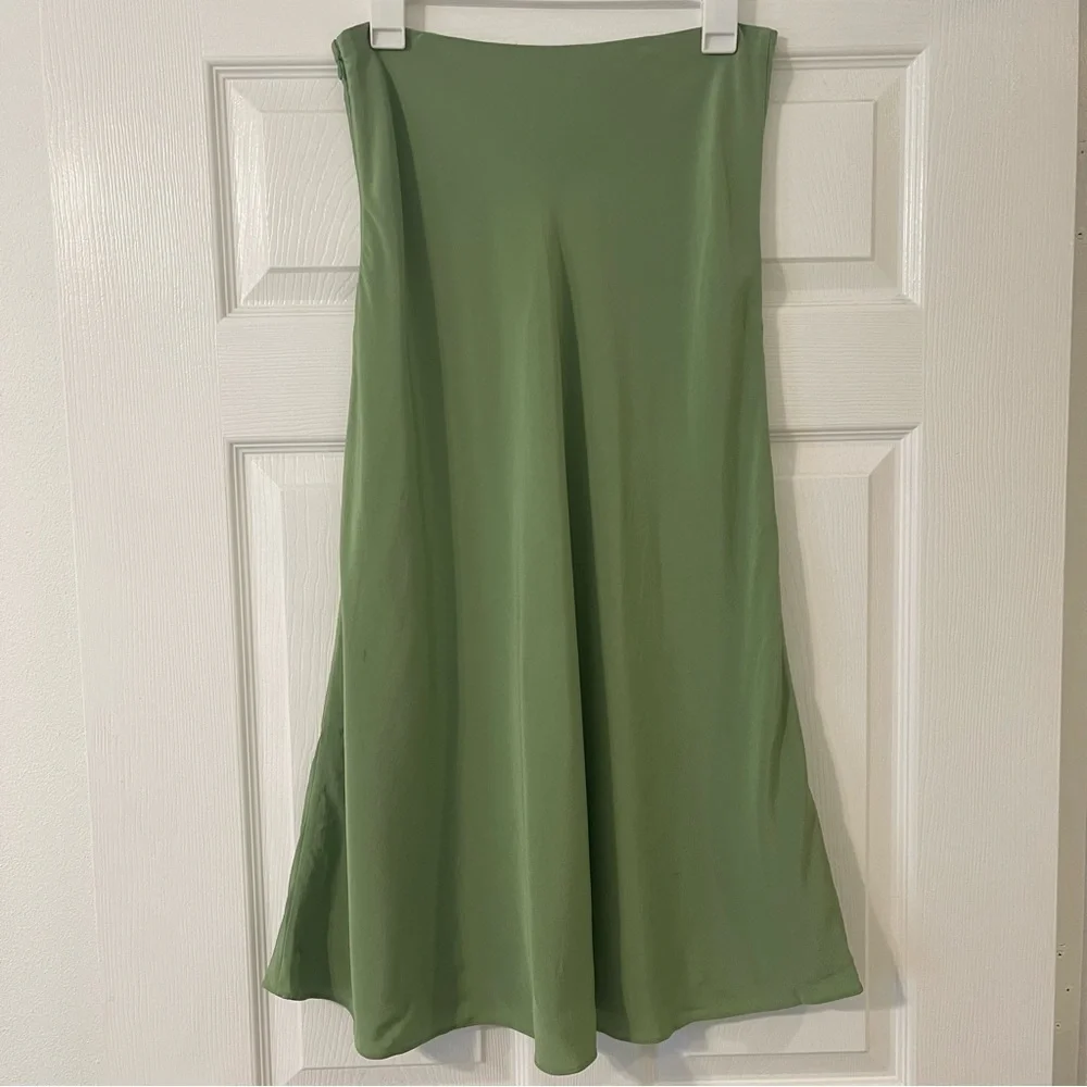 MM Lafleur Green Midi Skirt - Picture 2 of 8